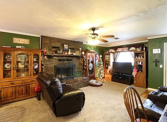 Living Room from Hall to Bedrooms