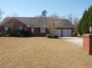 180 Planters Dr, Sumter, SC 29154