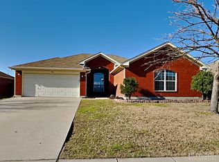 966 Cedar Ridge Ln, Burleson, TX 76028