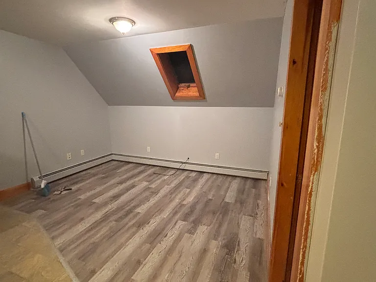 6 North St — Photo 9