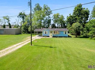 39095 Cornerview Rd, Gonzales, LA 70737