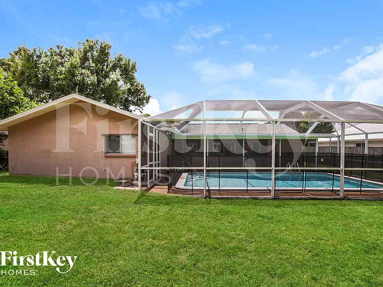 603 Wildwood Pkwy — Photo 15