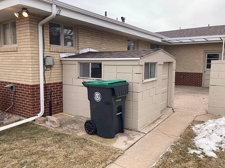 1824 Cheshire Dr — Photo 20
