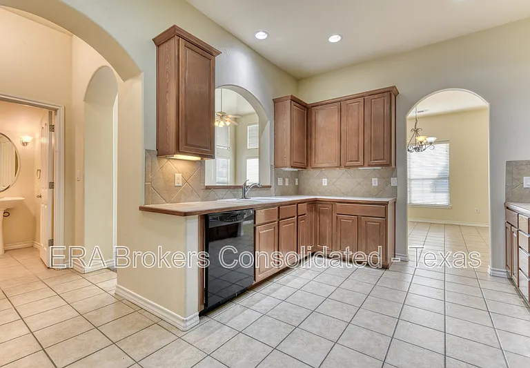 22209 Sausalito Ct — Photo 12