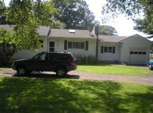 182 Forest Rd, Northford, CT 06472