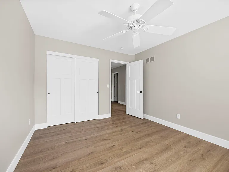8050 Knights Crossing Dr — Photo 49