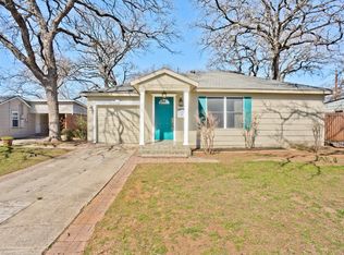 5628 Taylor Rd, River Oaks, TX 76114