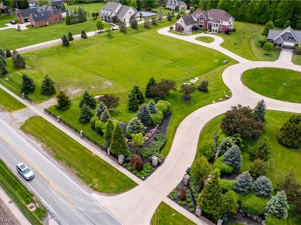 3602 Nagel Rd, Avon, OH 44011
