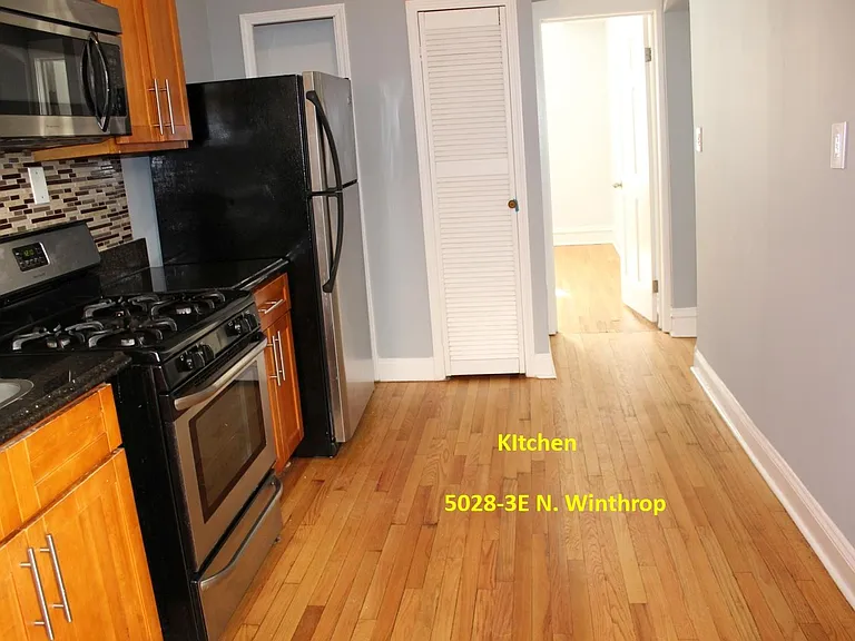Kitchen 5028-3E N. Winthrop