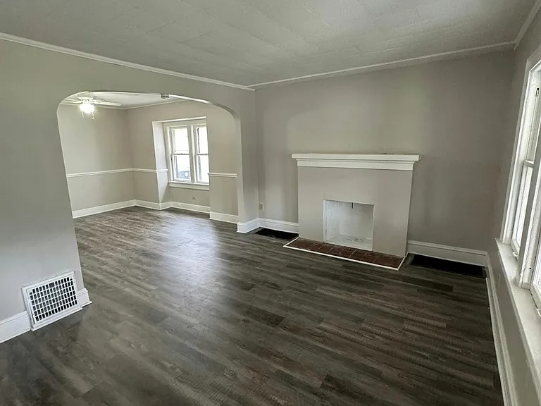 623 Storer Ave — Photo 1