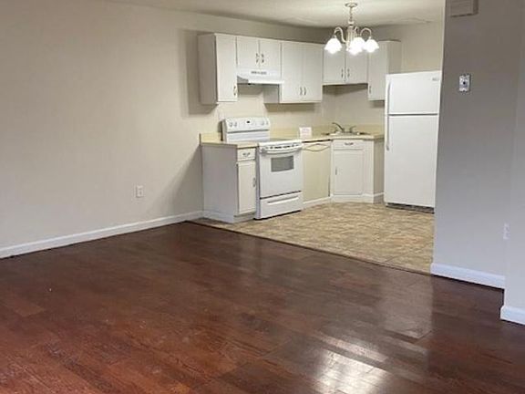 3rd image of 151 Newington Ave #1B