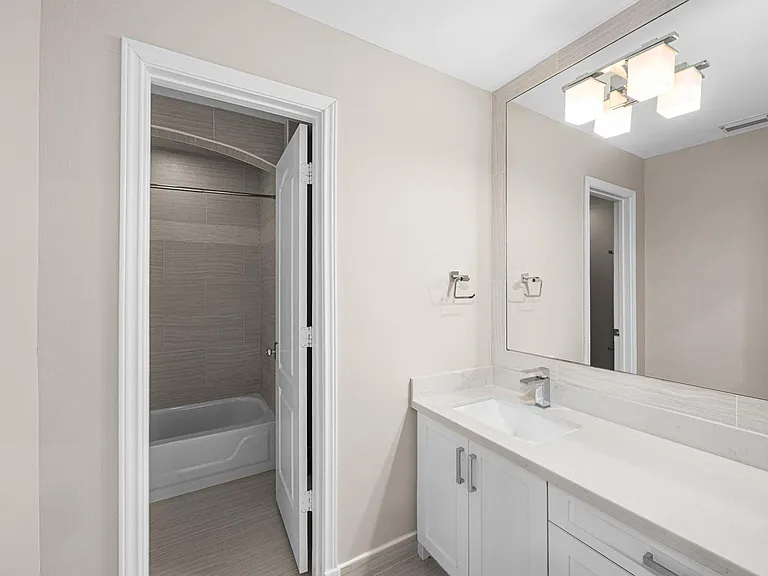 12502 Pebble Way Ct — Photo 32
