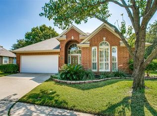 3868 Ridgelake Ct, Addison, TX 75001