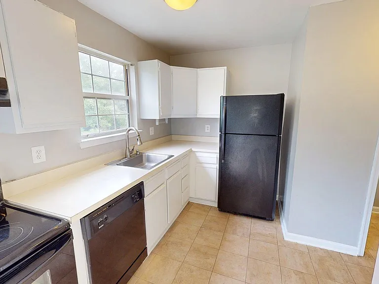 6769 Milltown Ct — Photo 15
