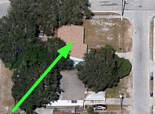9336 N Dartmouth Ave, Tampa, FL 33612