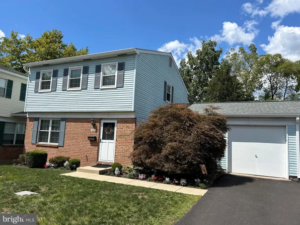 1505 Aberdeen Ct, Lansdale, PA 19446