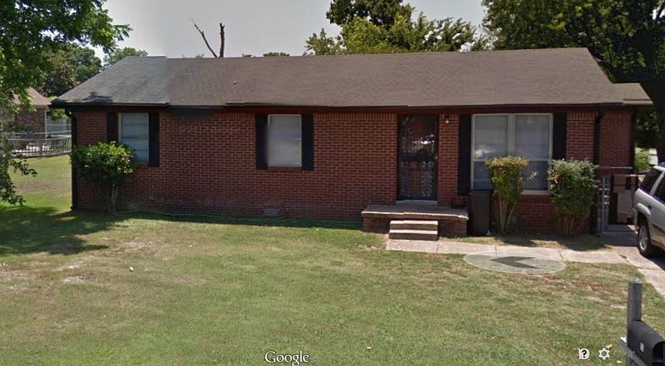1st image of 101 Charlotte Dr