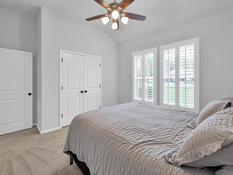 18207 Samie Nell Ct — Photo 29