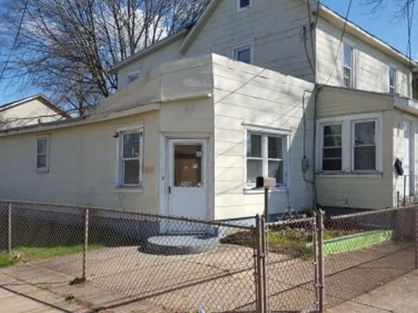 302 Foundry St #300-302-304, Florence, NJ 08518