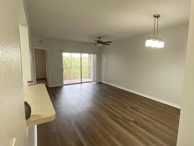 6411 Cypressdale Dr #202 — Photo 4