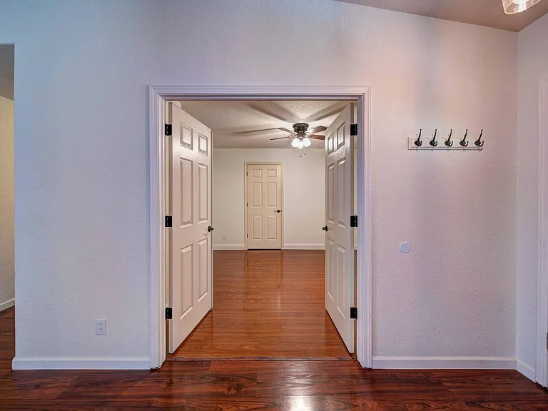 4934 Tralee Ln — Photo 34