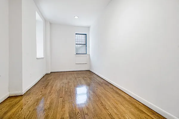 Rented by LG Fairmont Group | media 10