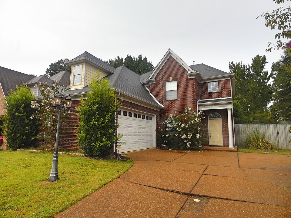 1st image of 9334 N Fairmont Cir