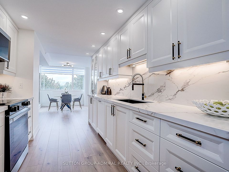 1st image of 20 Harding Blvd W #417
