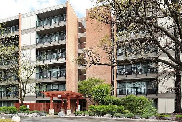 1st image of 5950 Oakwood Dr APT 4L