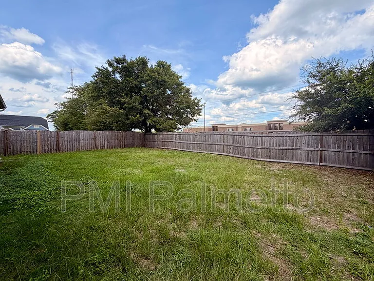 628 Colston Ln — Photo 30