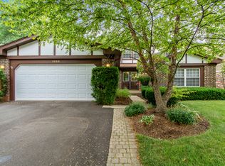 1030 Stratford Rd, Deerfield, IL 60015