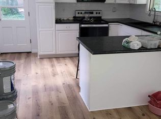 8486 S Hillcrest Dr, Berrien Springs, MI 49103