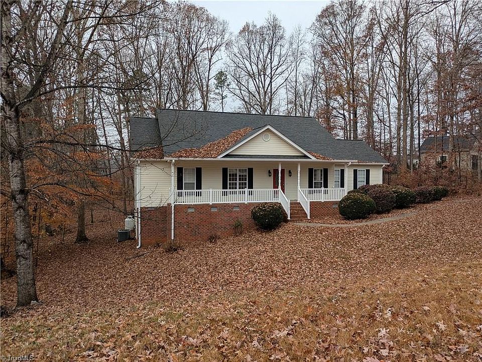 1st image of 7707 Foxhaven Ct