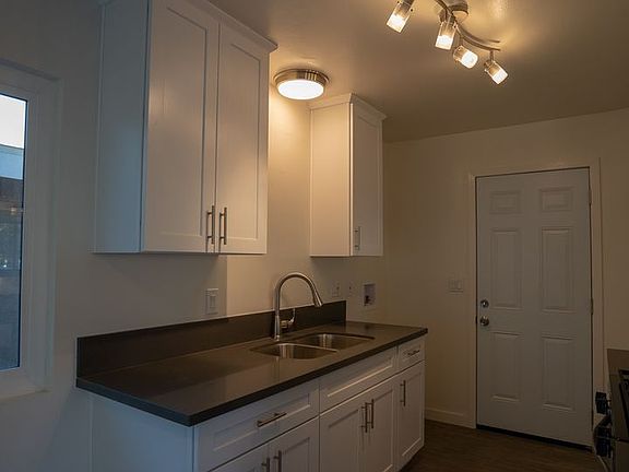 5th image of 12040-12048 Deana St #40-000