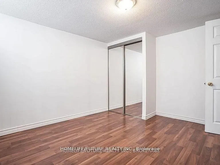 48 Farmcrest Dr #BASEMENT — Photo 8