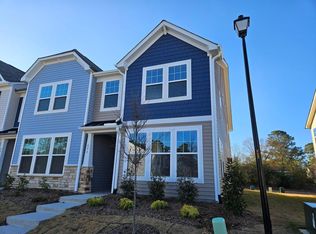 496 Channel Drop Dr, Clayton, NC 27520