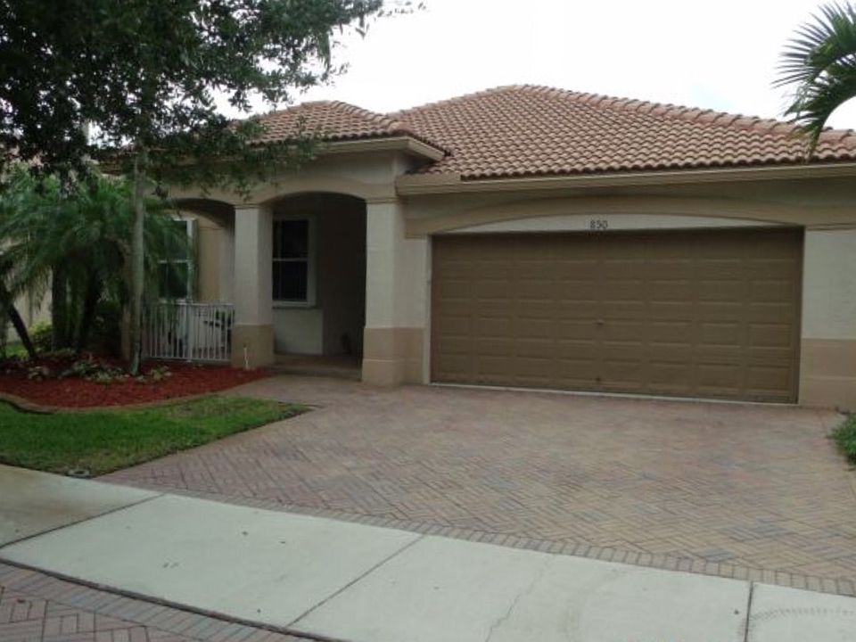 1st image of 850 Tulip Cir