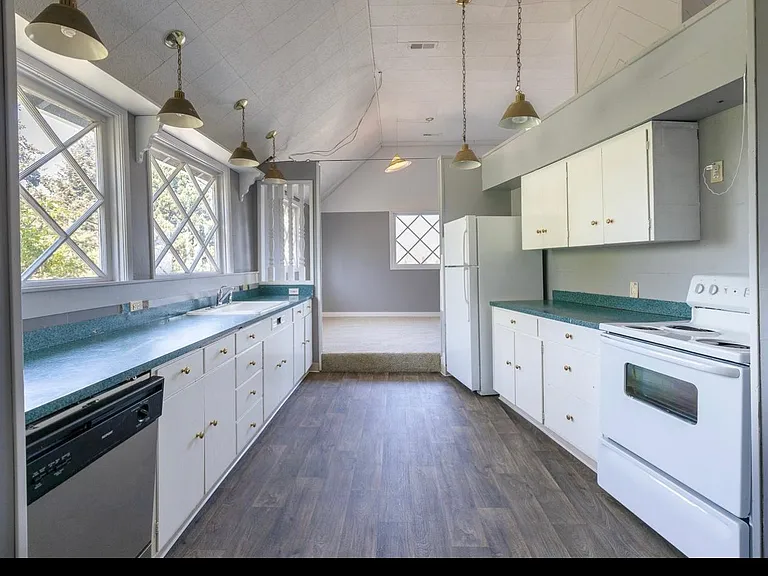11101 NE Wygant St #A — Photo 11
