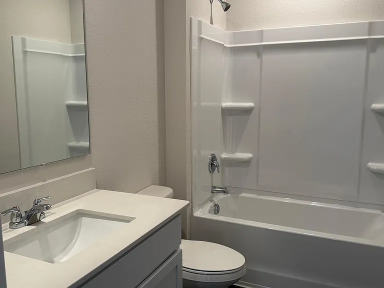 4019 Penelope Ave — Photo 15