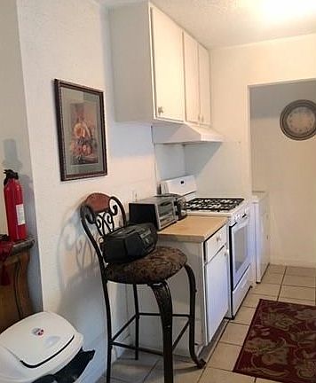 4th image of 6907 Cherry Meadow Dr