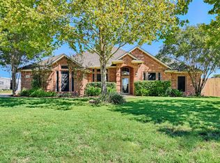 183 Ralston Lake Rd, Midlothian, TX 76065