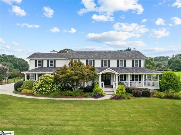 104 Meadow Wood Dr, Greenville, SC 29615