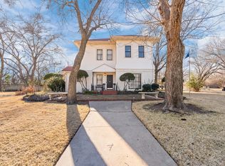 804 Prairie Ave, Cleburne, TX 76033