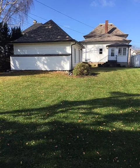 142 N Macomb St — Photo 17