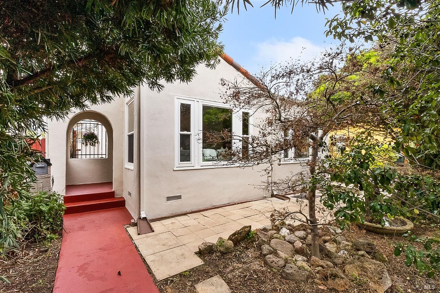 2215 Napa St, Vallejo, CA 94590 | Zillow