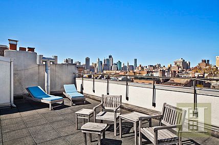 5th image of 124 Atlantic Ave APT A2g