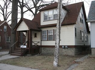 563 E Bernhard Ave, Hazel Park, MI 48030