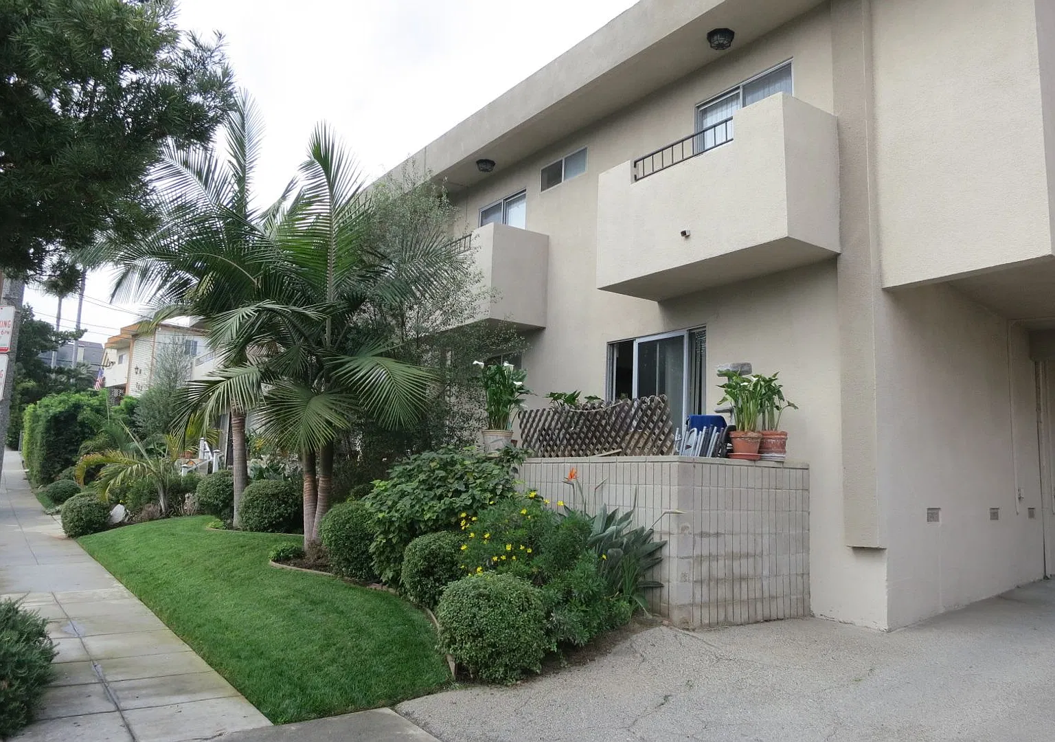717 Strand Street — Photo 3