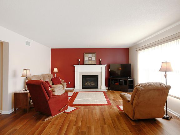 4th image of 6626 Avalon Dr SE