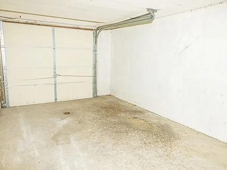 5931 Elmhurst St — Photo 15